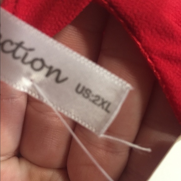 Sleeveless short dress - Picture 8 of 8